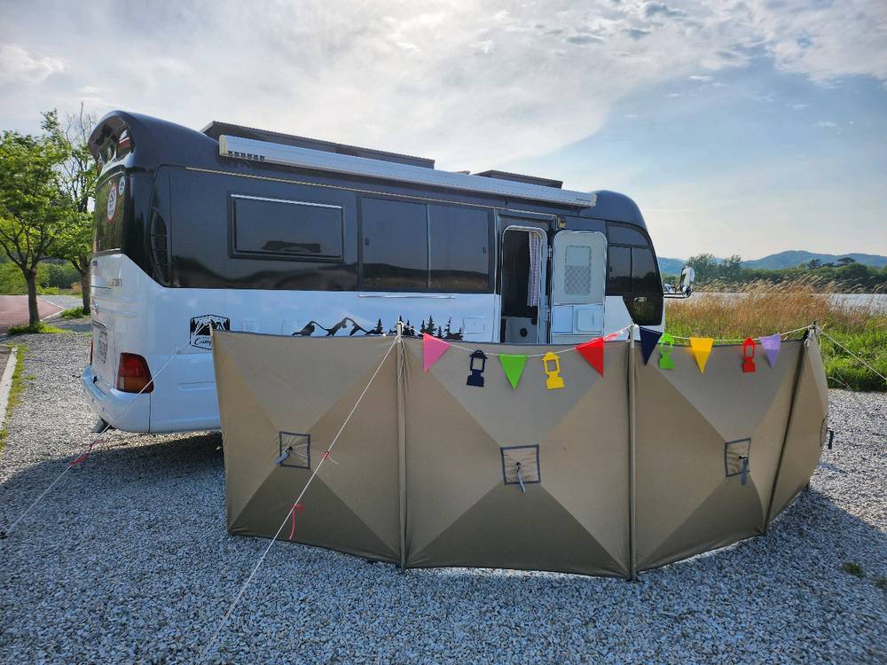 카운티 11년식 캠핑카 12만키로 이미지