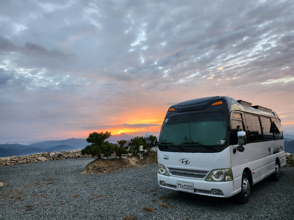 카운티 11년식 캠핑카 12만키로 이미지