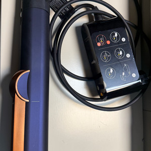 다이슨 에어스트레이트너 이미지