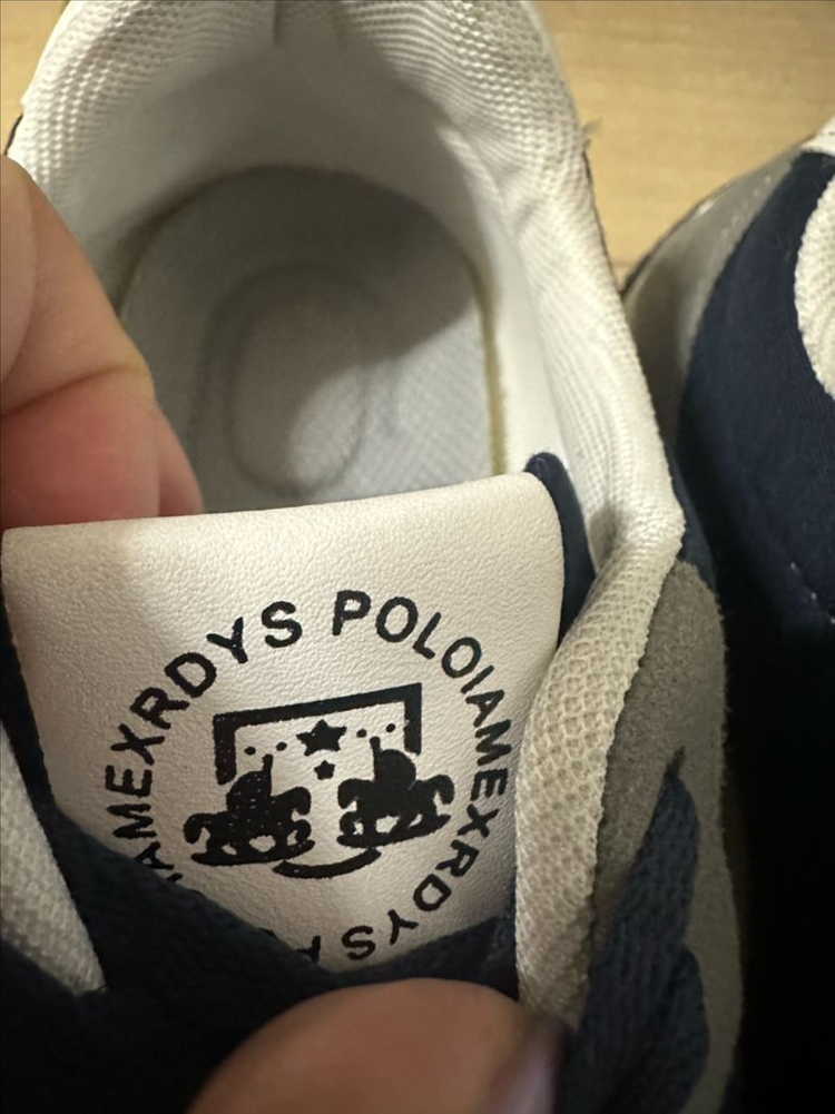 남성 스니커즈 43사이즈 이미지