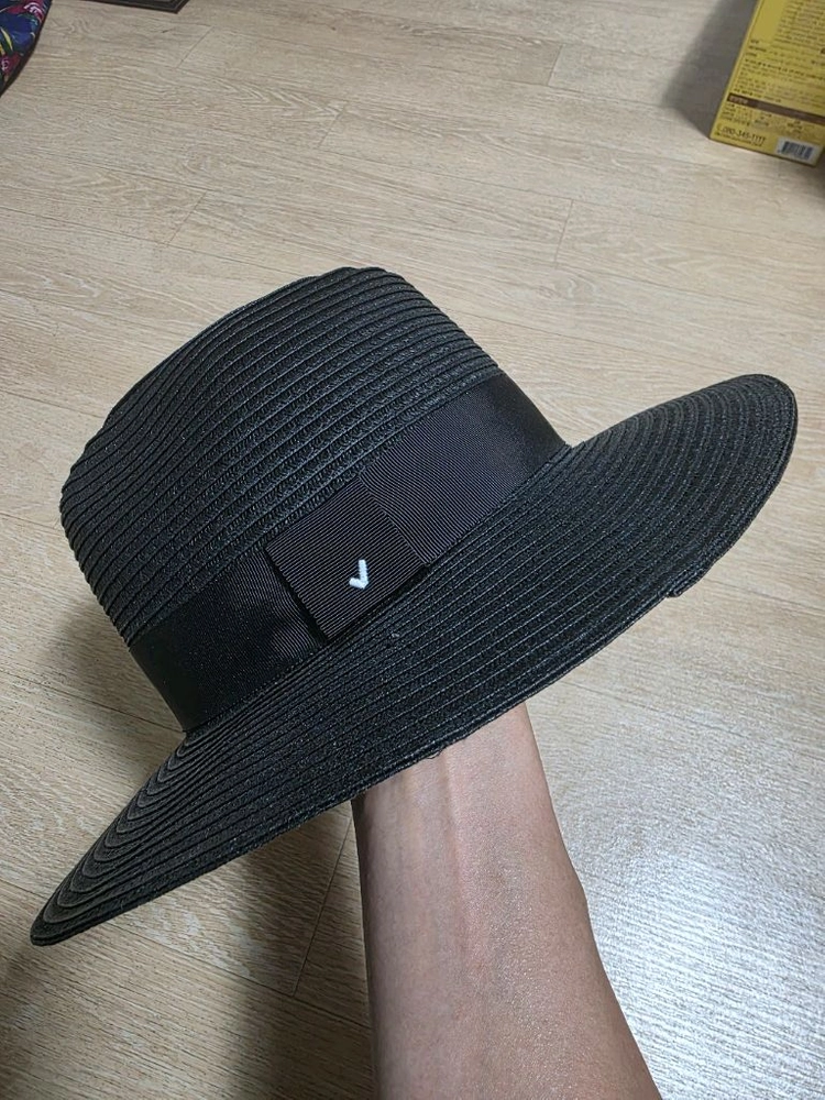 어썸니즈 페도라 햇 이미지