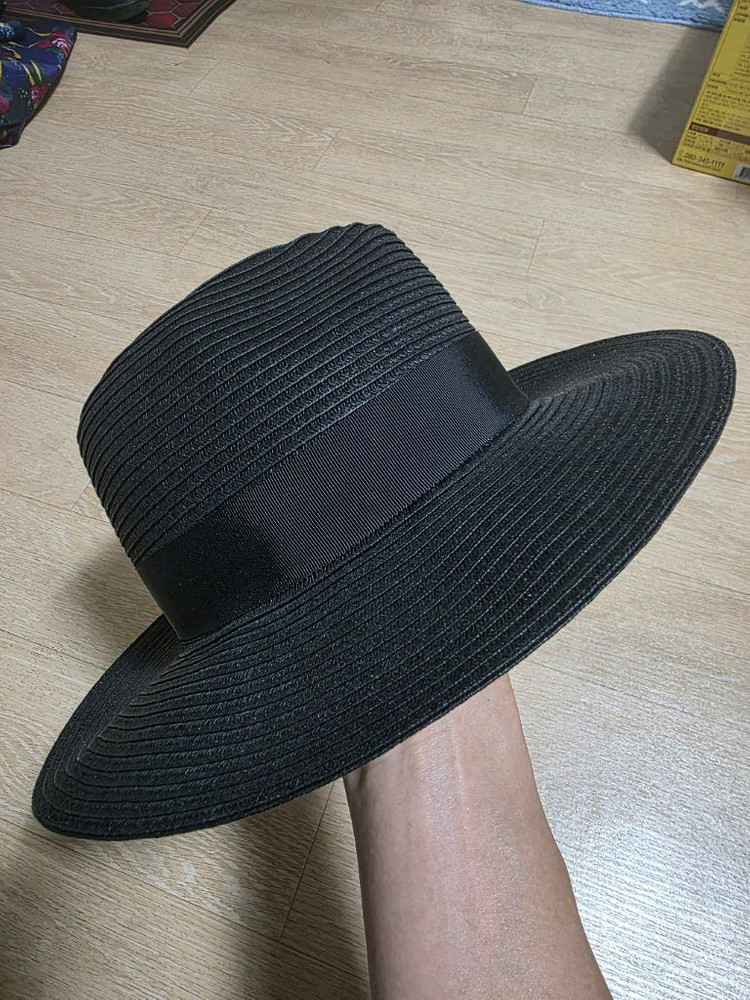 어썸니즈 페도라 햇 이미지