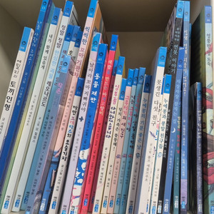 웅진세계그림책(앤서니 브라운, 나카야 미와 포함) 이미지