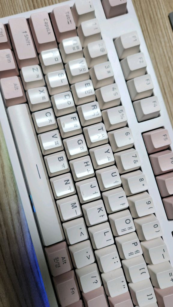 #앱코 게이밍 기어 브랜드 콕스 COX CK104 이중사출 키보드 급처 이미지