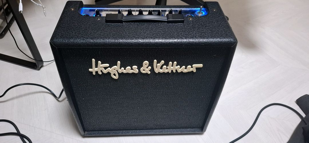 일렉기타 ,통기타+ 앰프 세트 이미지