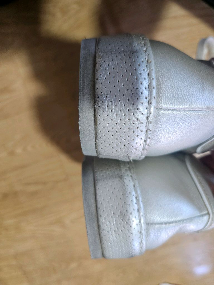 필립모델 스니커즈 실버 38사이즈(240mm) 이미지