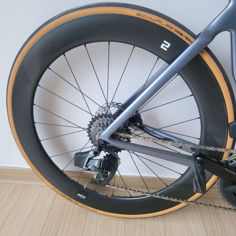 2022년식 자이언트 프로펠 어드밴스1 팝니다. 이미지