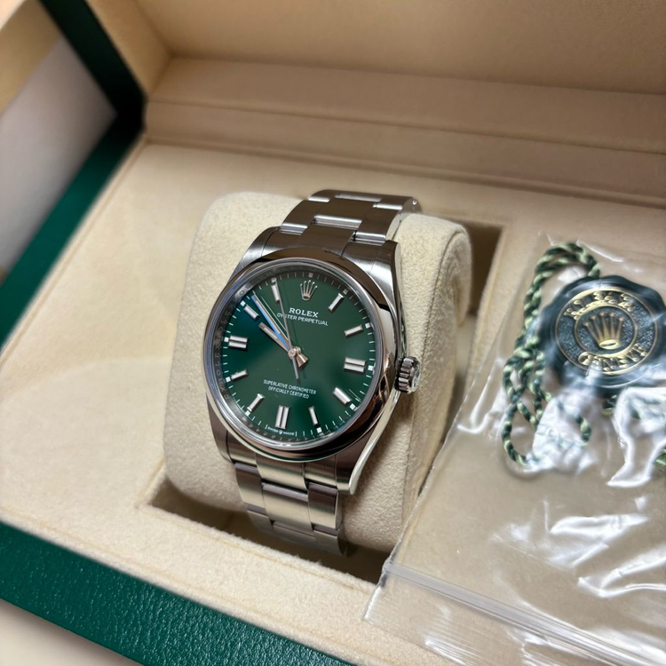 롤렉스 오이스터 퍼페추얼 그린 op36 126000 이미지