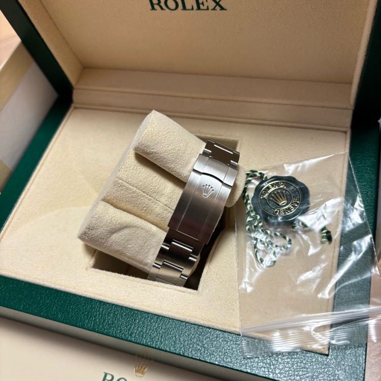 롤렉스 오이스터 퍼페추얼 그린 op36 126000 이미지