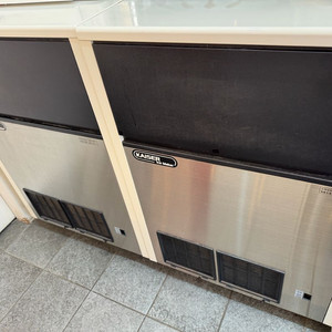 업소용 카이저 제빙기 100kg 이미지