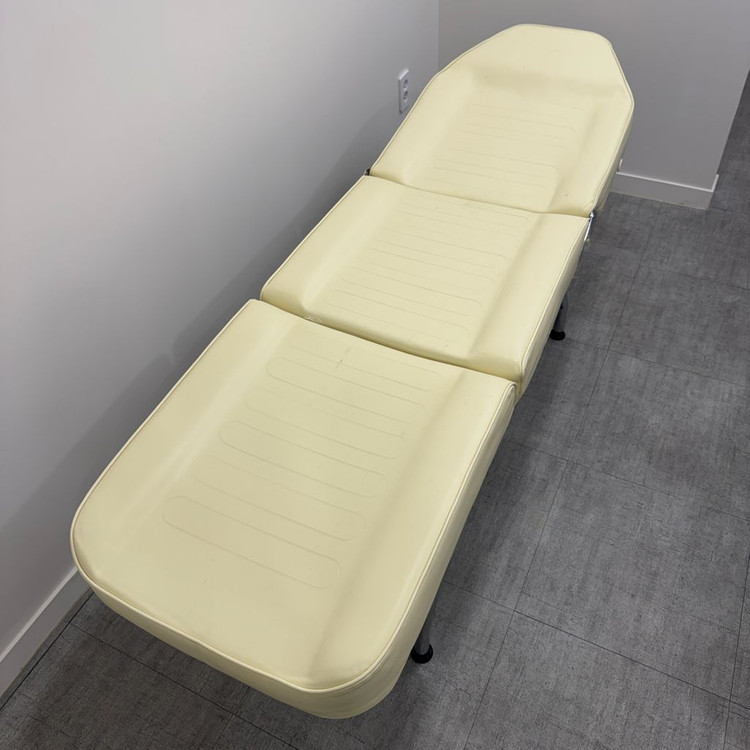 피부 미용 베드 이미지