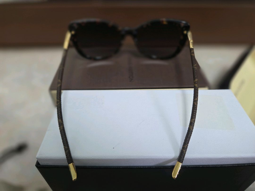 르이비통 여성 선글라스 이미지