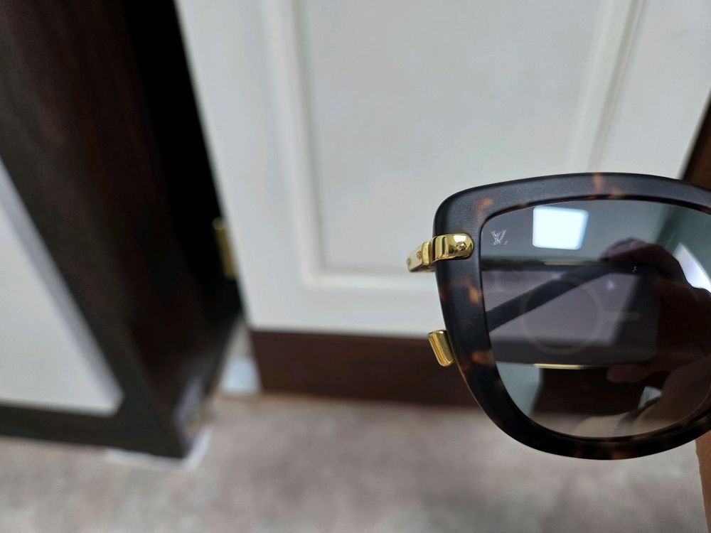 르이비통 여성 선글라스 이미지