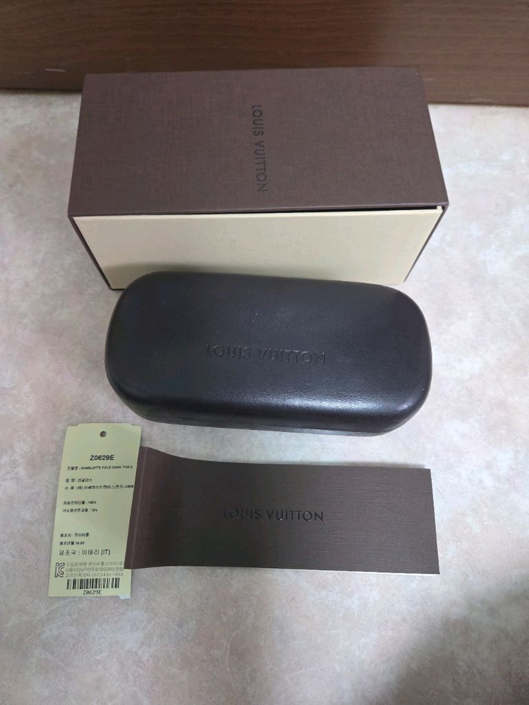 르이비통 여성 선글라스 이미지