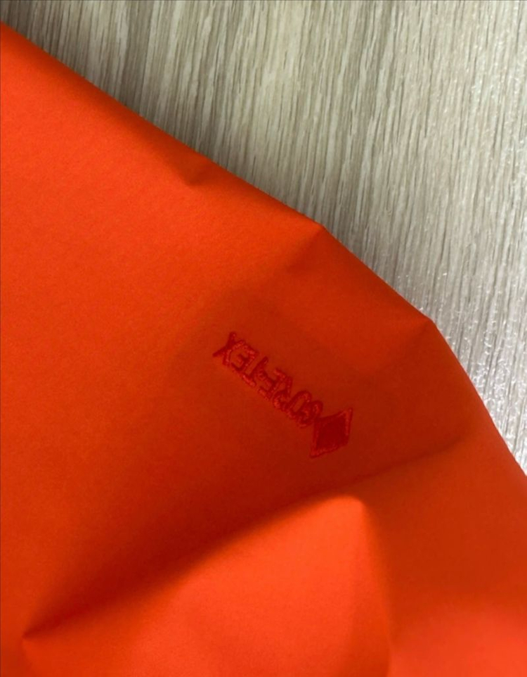 아크테릭스 바람막이 베타 페놈 이미지