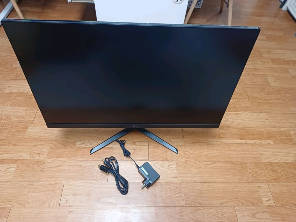 LG 울트라기어 32GN650 32인치 QHD 165HZ 게이밍 모니터 (신품급) 이미지