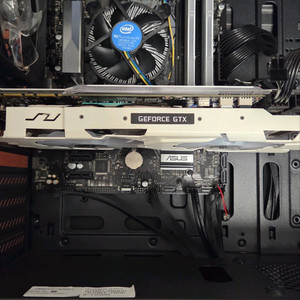 i7 8700 / 16GB / GTX 1070 데스크탑 이미지