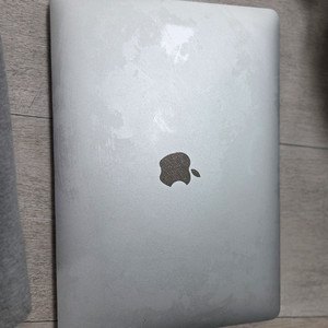 맥북m1프로 256기가 아니면 512기가 입니다. 이미지