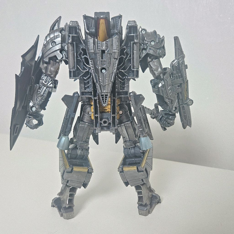 트랜스포머 tlk 메가트론 도색작 판매합니다. 이미지