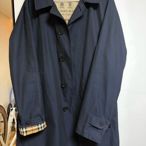 남성 버버리 카코트 48사이즈 팝니다 이미지