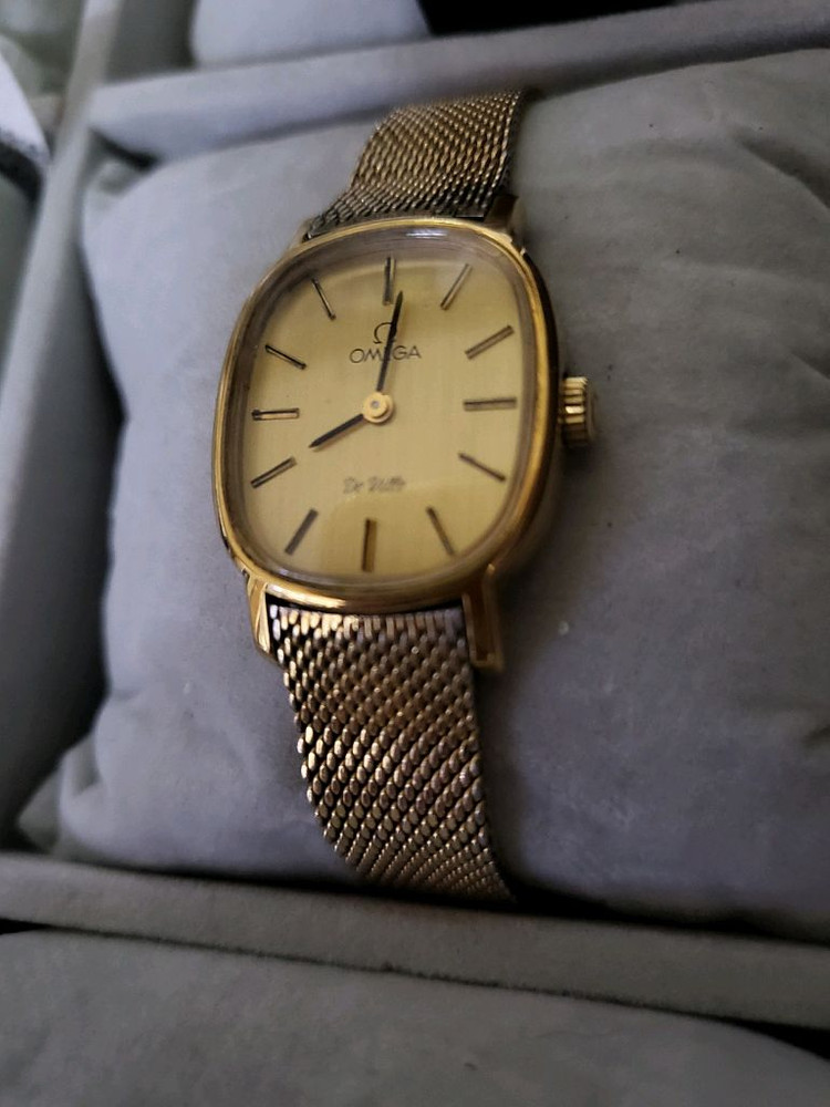 오메가 여성 수동 이미지