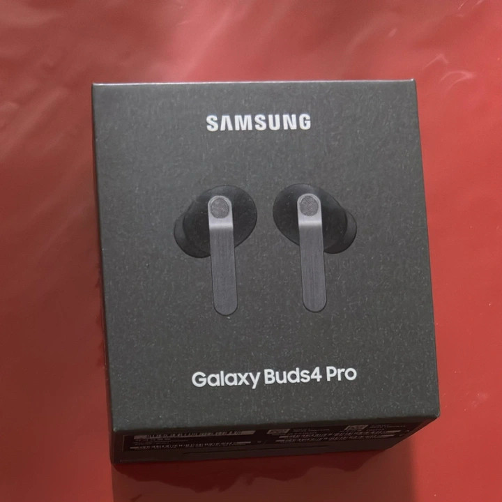 버즈4프로 미개봉 새상품 팝니다 이미지