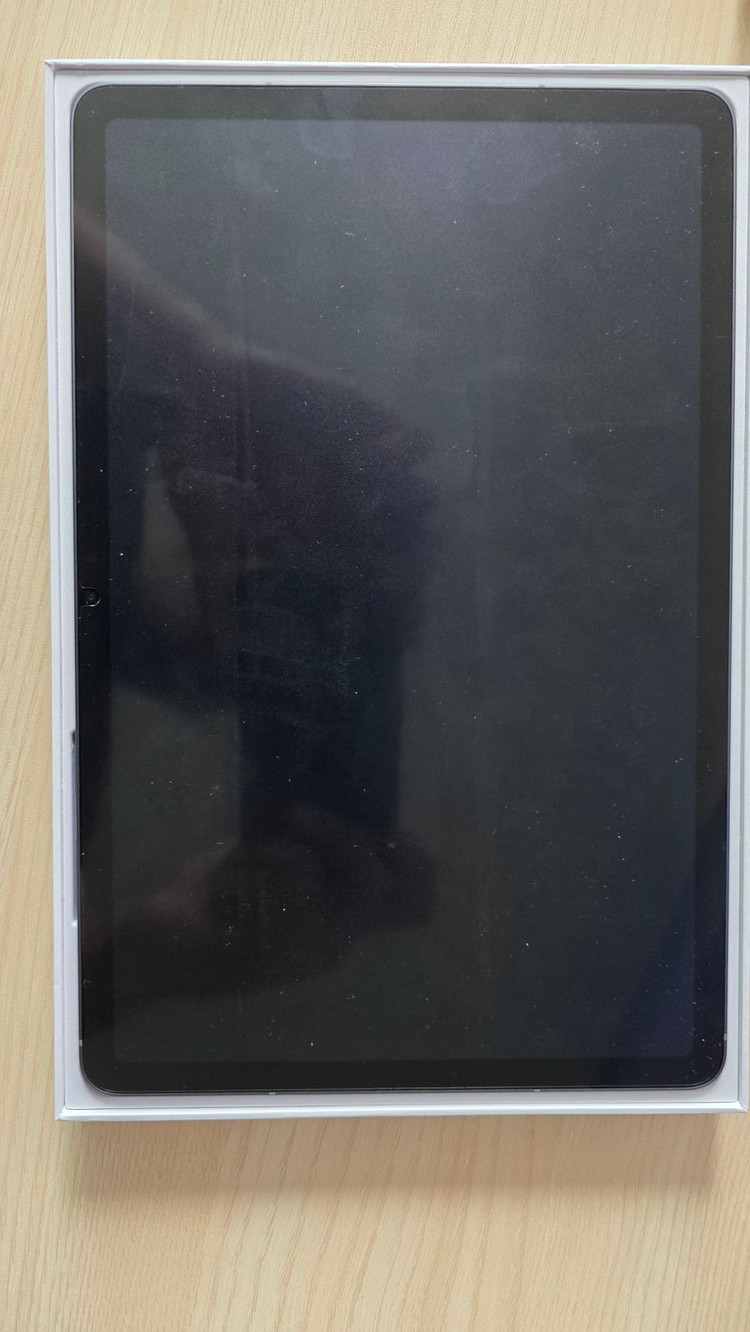 갤럭시탭 S11 WIFI 그레이 256G 초S급 박스풀셋 +슈피겐 케이스 세트 팝니다. 이미지