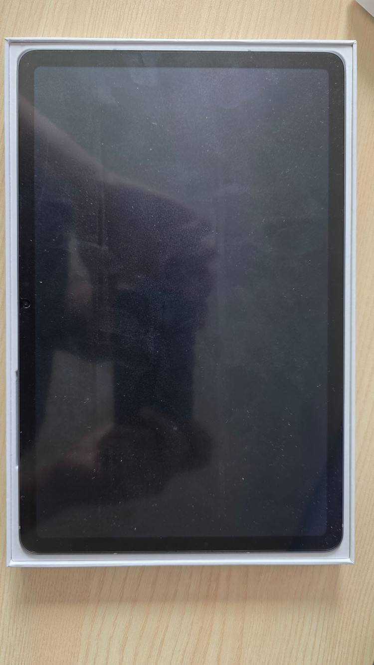 갤럭시탭 S11 WIFI 그레이 256G 초S급 박스풀셋 +슈피겐 케이스 세트 팝니다. 이미지