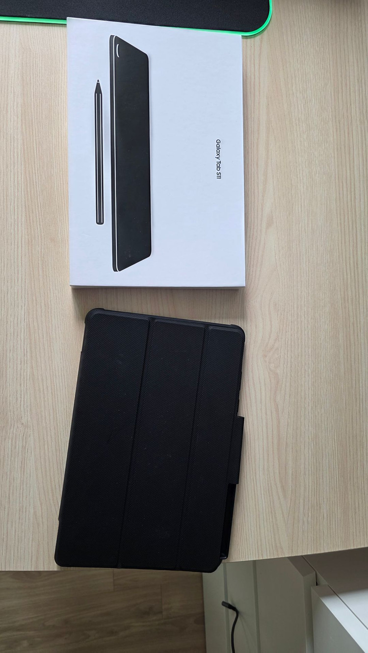 갤럭시탭 S11 WIFI 그레이 256G 초S급 박스풀셋 +슈피겐 케이스 세트 팝니다. 이미지