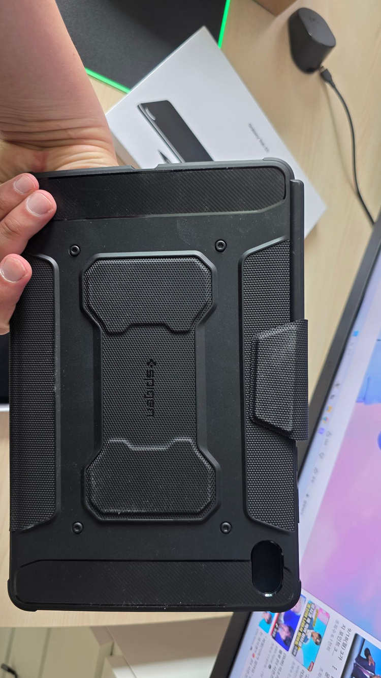 갤럭시탭 S11 WIFI 그레이 256G 초S급 박스풀셋 +슈피겐 케이스 세트 팝니다. 이미지