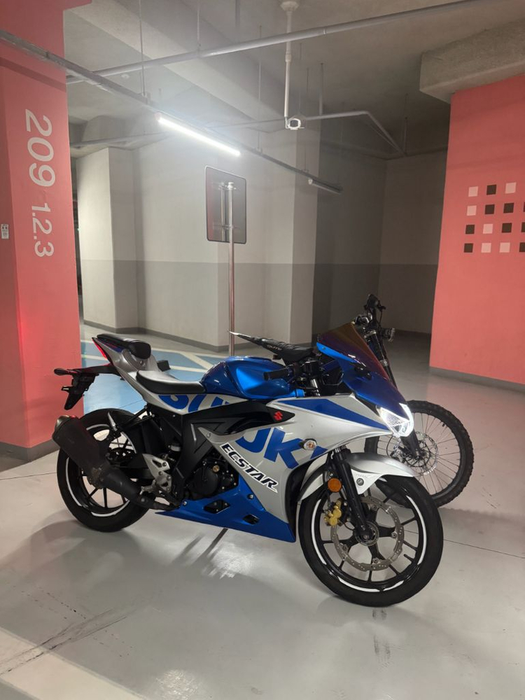 스즈키 gsxr125 이미지