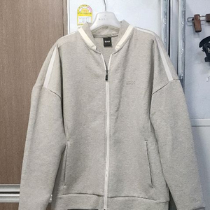 휴고보스 스웻재킷 100/ 마뗑킴 코팅자켓 이미지