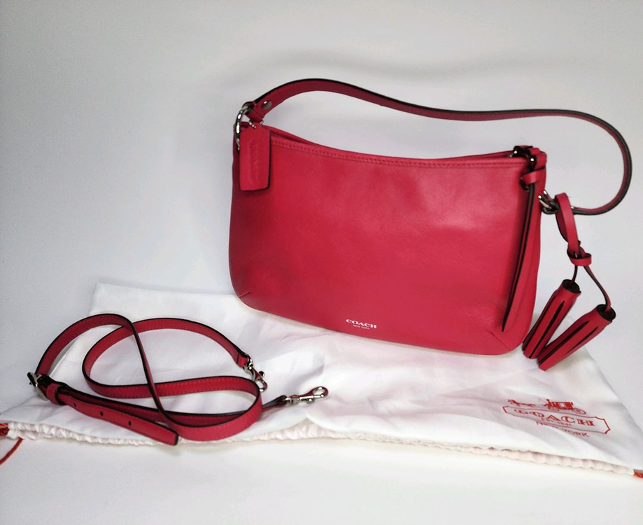코치 핑크색 가죽 크로스백 이미지