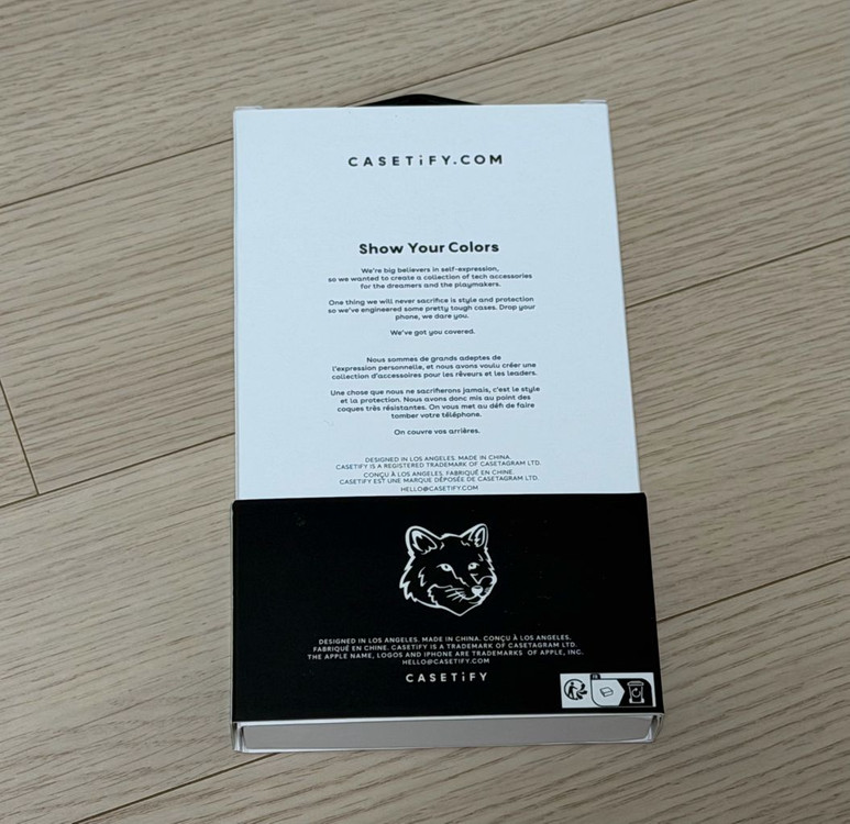 아이폰17프로맥스 케이스티파이 메종키츠네 이미지