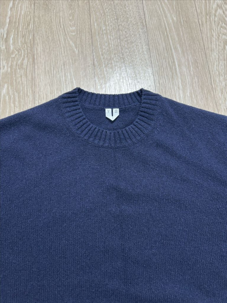 아르켓 리넨 스웨터 이미지