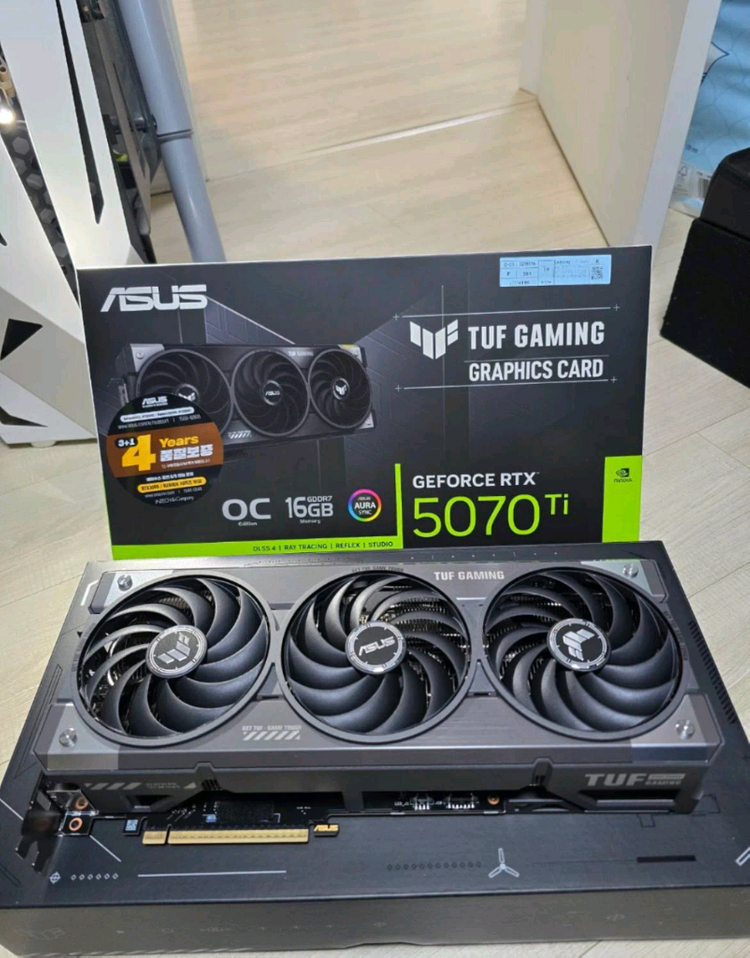 ASUS RTX 5070Ti TUF 16G OC 판매합니다 이미지