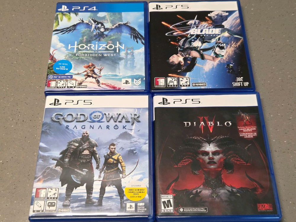 PS5게임 4종 팝니다. (스텔라 블레이드, 갓오브워 라그나로크, 디아블로4, 호라이즌 포비든 웨스트) 이미지