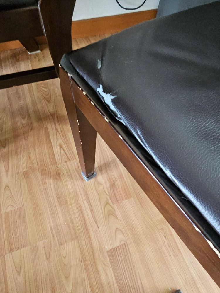 4인용 고급 대리석 식탁세트 이미지