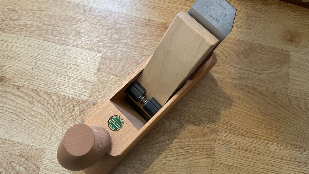 ECE 유럽식 나무대패 이미지