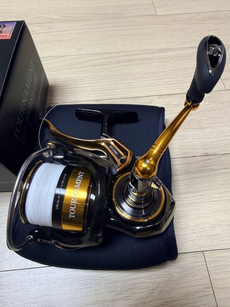 다이와정공 토너먼트 3000XH LBD 릴 팝니다 이미지