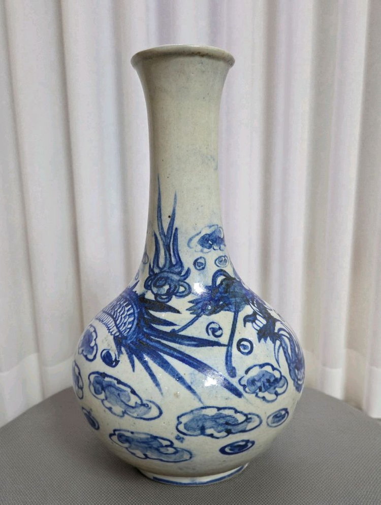 대구골동품 조선말기 관요사기 청화백자 운용문주병 이미지