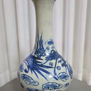 대구골동품 조선말기 관요사기 청화백자 운용문주병 이미지