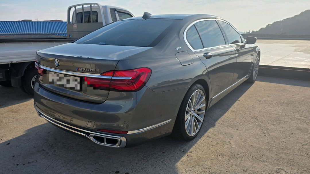 2016 bmw 750li xdrive 프레스티지 이미지