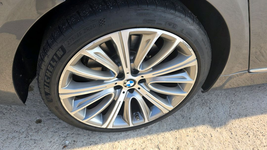 2016 bmw 750li xdrive 프레스티지 이미지