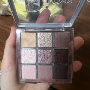 디올 백스테이지 아이팔레트 쿨뉴트럴 002 이미지