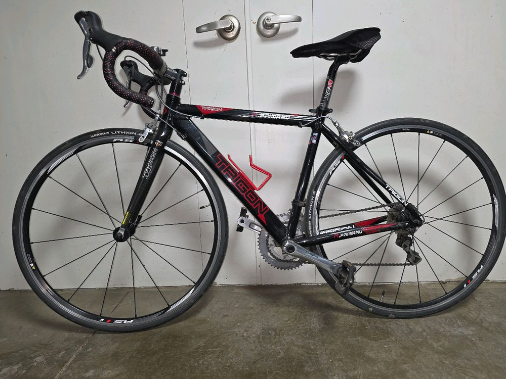 트리곤 다크니스 로드 자전거 시마노 티아그라 이미지