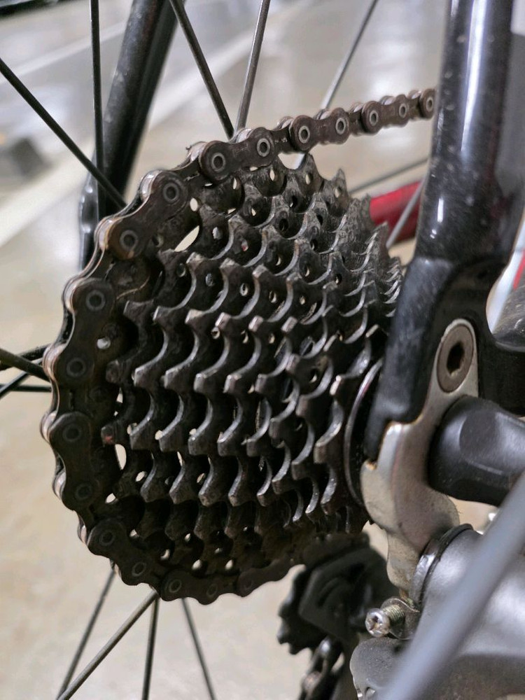 트리곤 다크니스 로드 자전거 시마노 티아그라 이미지