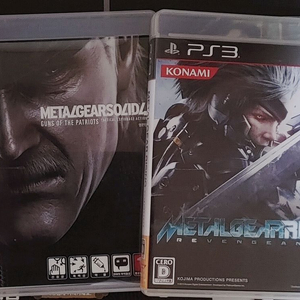 (A중고)PS3메탈기어 솔리드4+메탈기어 라이징 팝니다!! 이미지