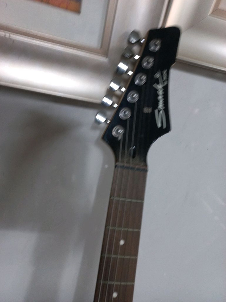 스윙 일렉기타 이미지