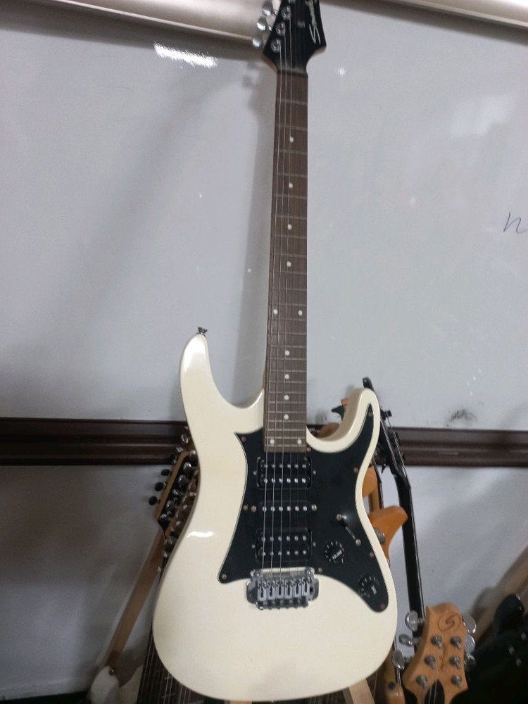 스윙 일렉기타 이미지